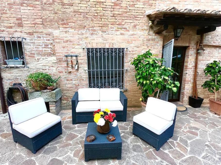 Willa Casa Lazzaro Al Centro Di Siena Zewnętrze zdjęcie