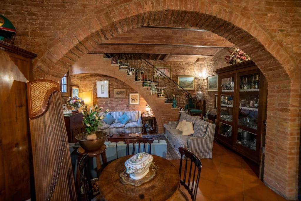 Willa Casa Lazzaro Al Centro Di Siena Zewnętrze zdjęcie